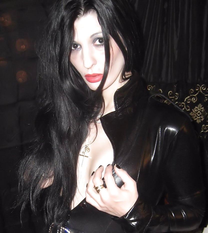 10P Mistress Tatiana meets Natasha