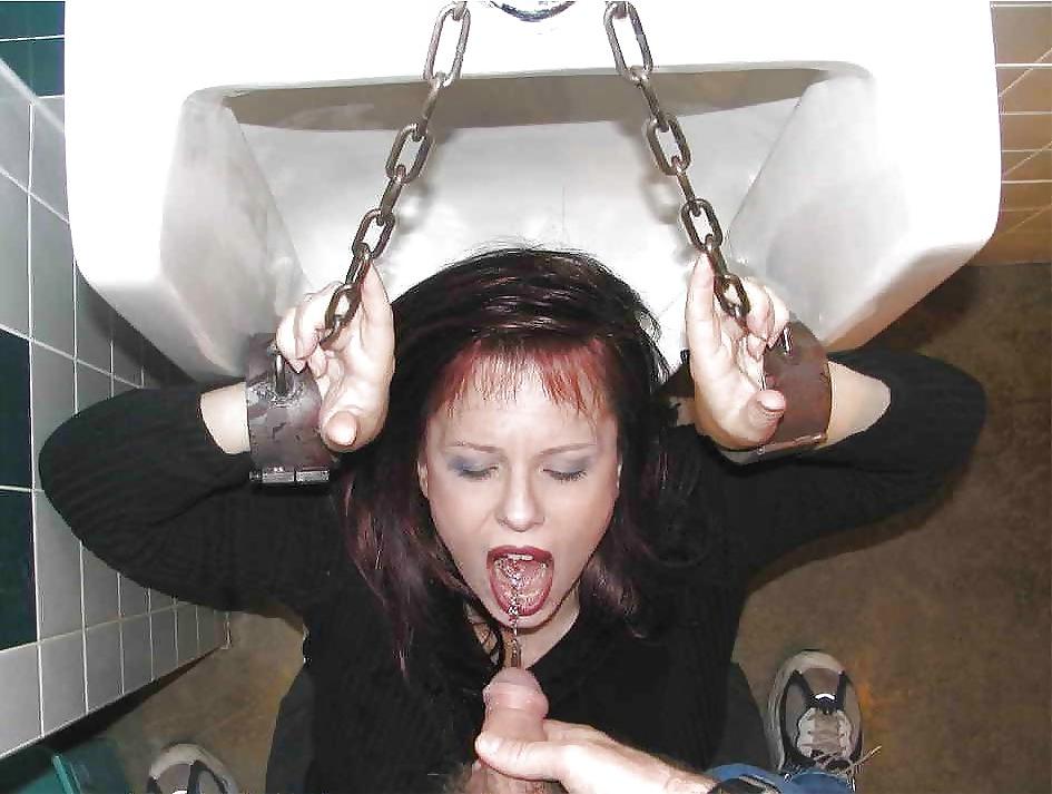 18P Bathroom Viewing -69-