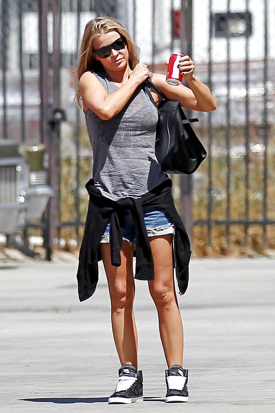 7P Carmen Electra - Super Thin Sleeveless T-shirt