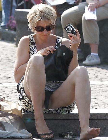 25P Beautiful Upskirt 18 by TROC