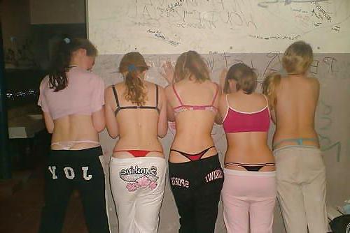 25P Thong 52