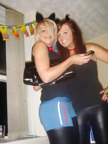 25P Sluts in tight pants! 5 