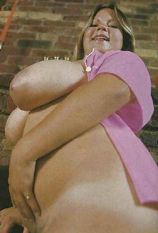 10P Chubby brunette Avril showing off her impressive rack