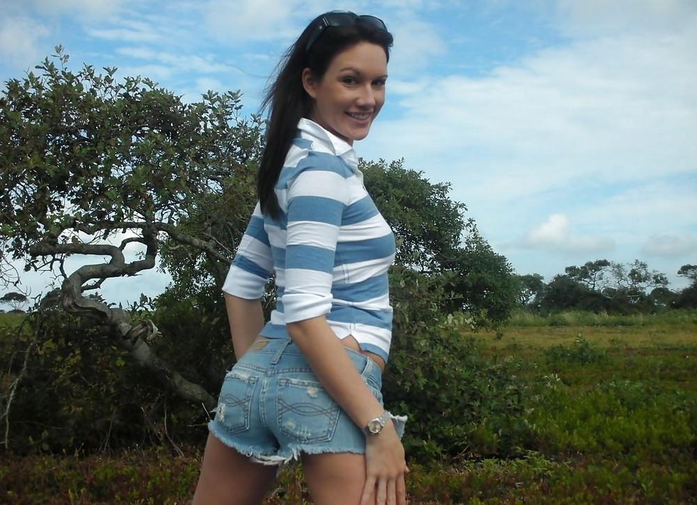 25P Queens in Jeans LXXI