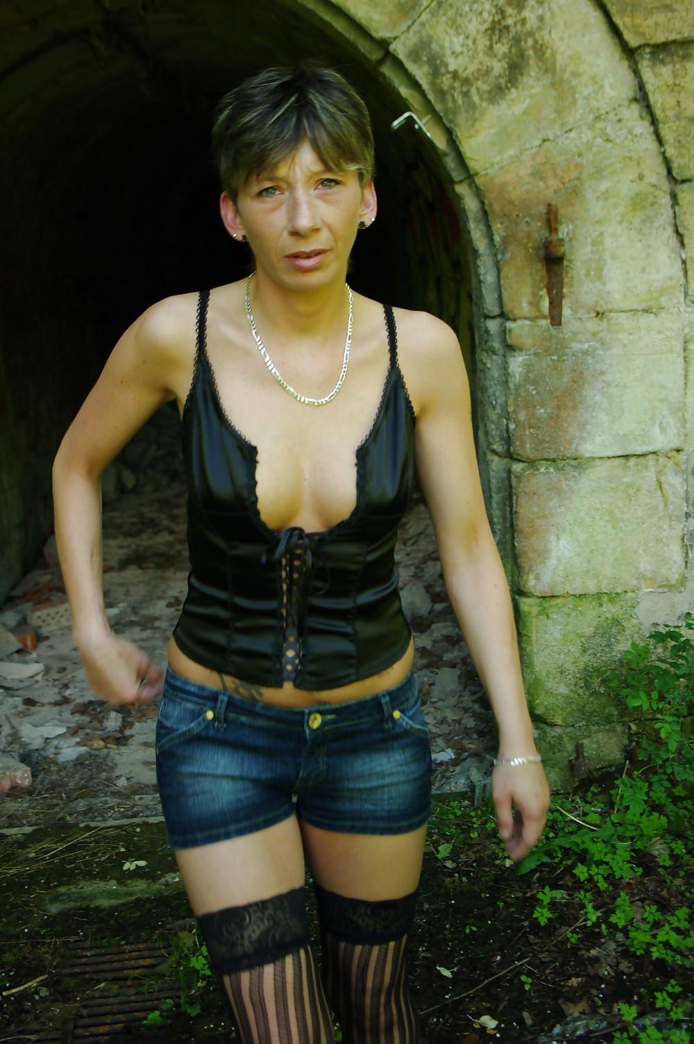 25P Queens in Jeans LXXI