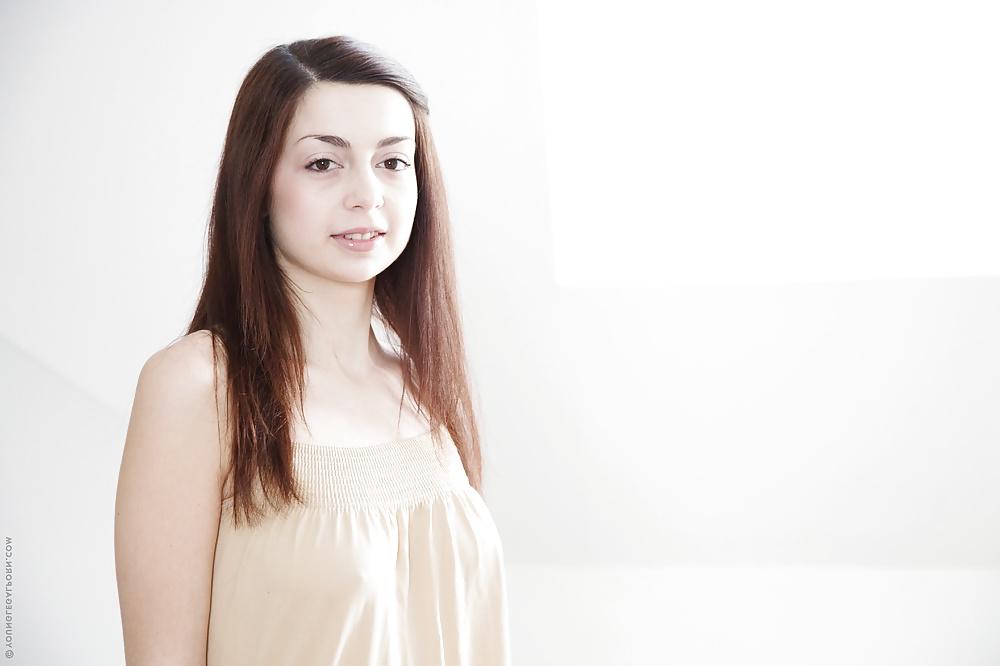 25P Beautifull brunette  Teen Model 