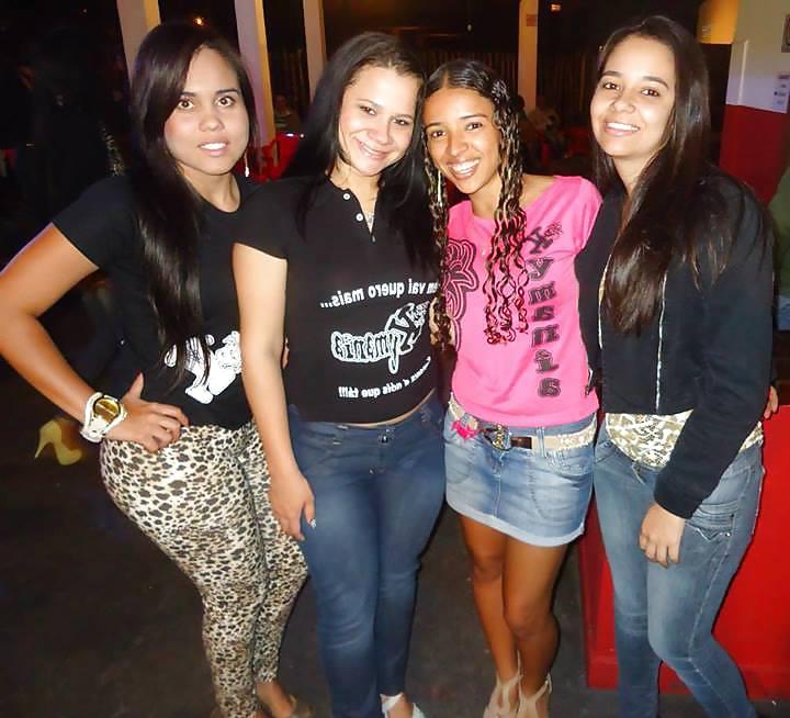 9P Hot slut Brazilian