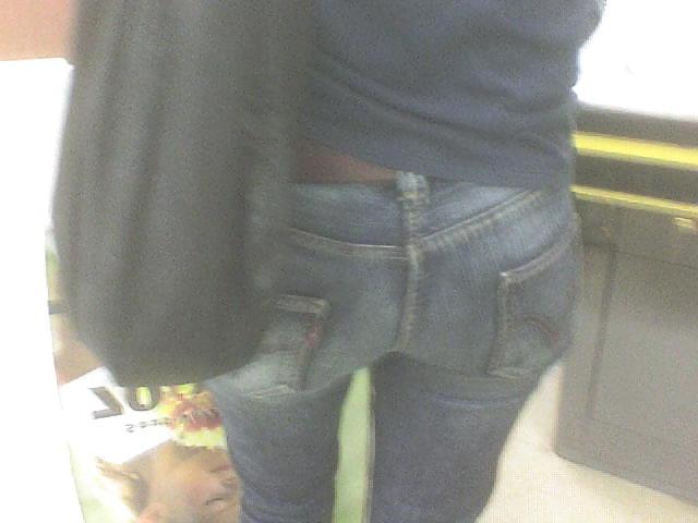 25P Teens in tight jeans 05