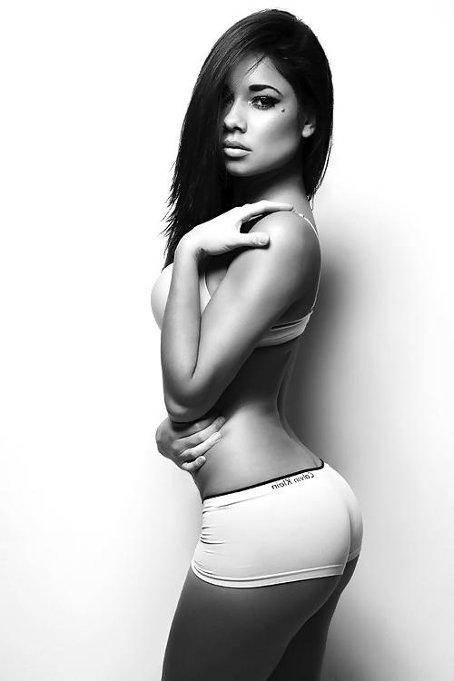 22P Amazing Ebony Beauties-Mix-Phat Asses,Curvy Bodies Etc No.7