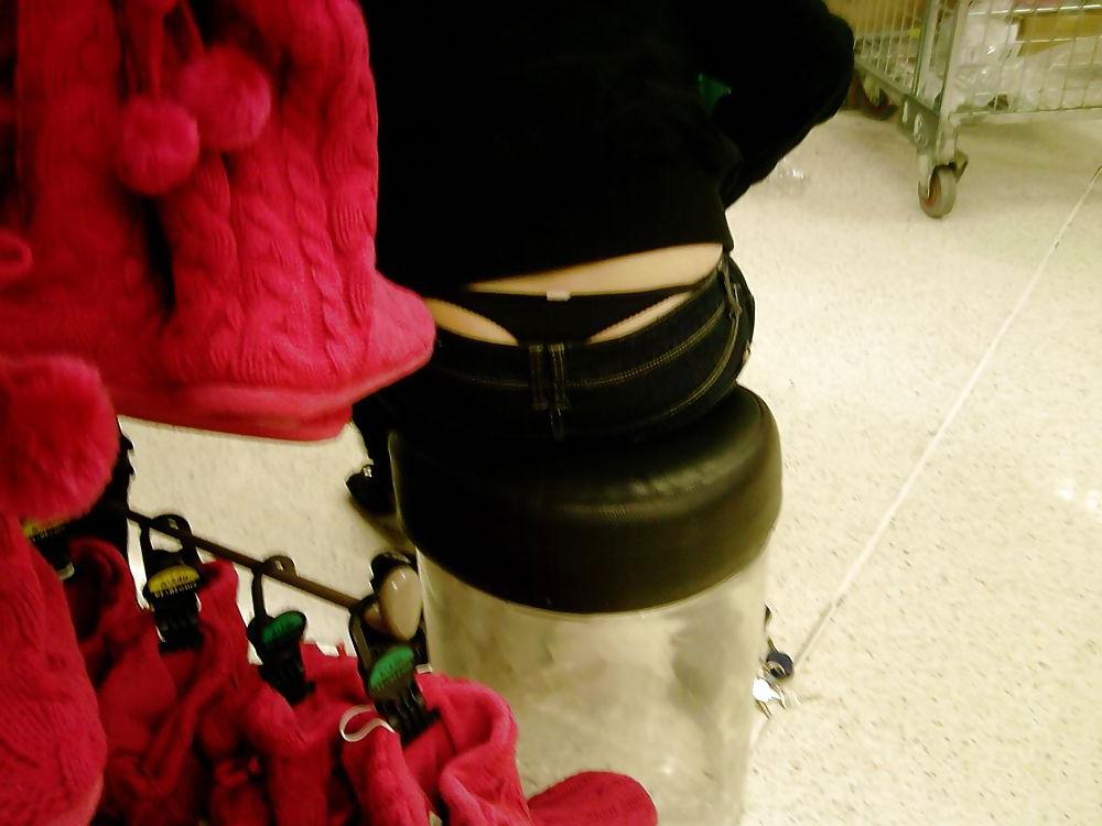 25P Thong 65