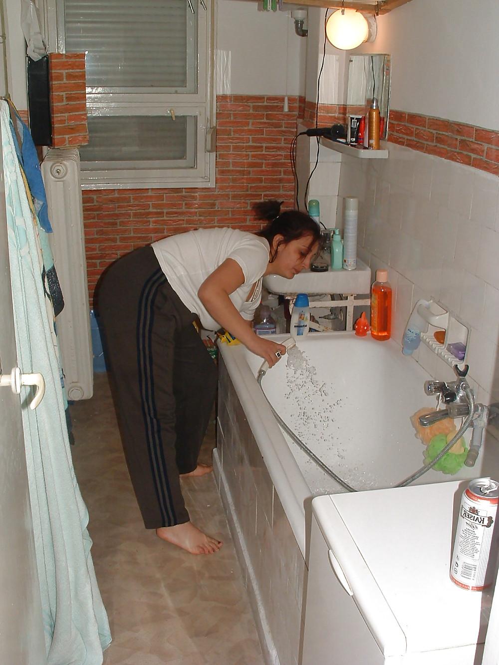 25P FAT HAIRY HUNGARIAN MOM