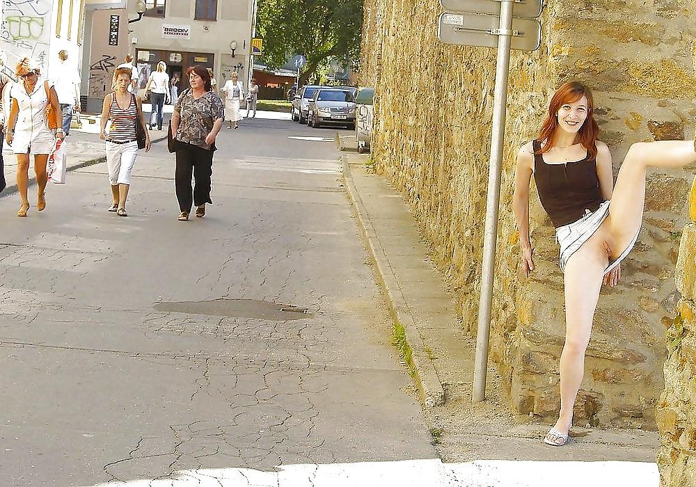18P Public Viewing -239-