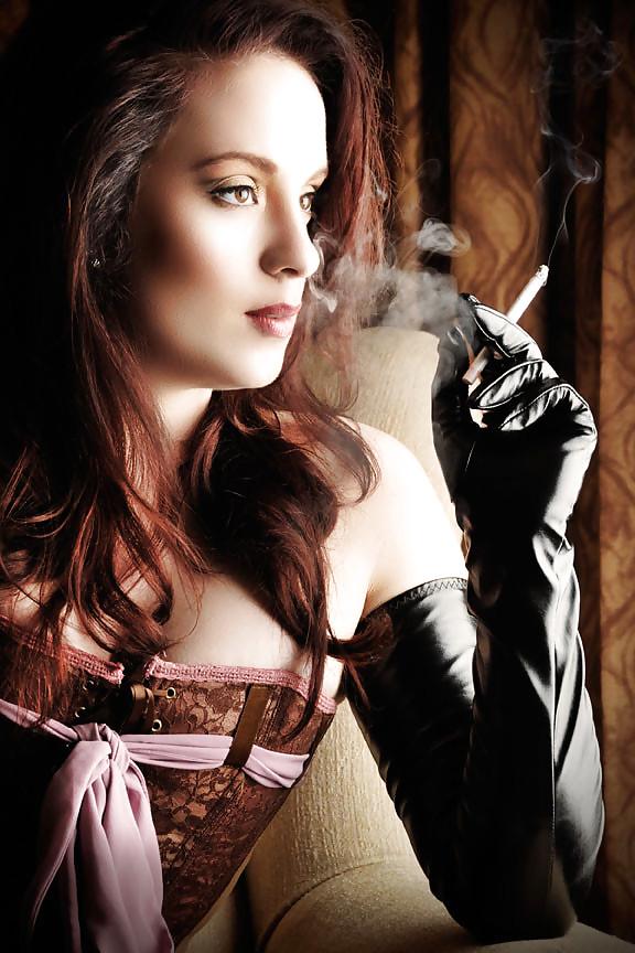 25P Glamour Smoking II