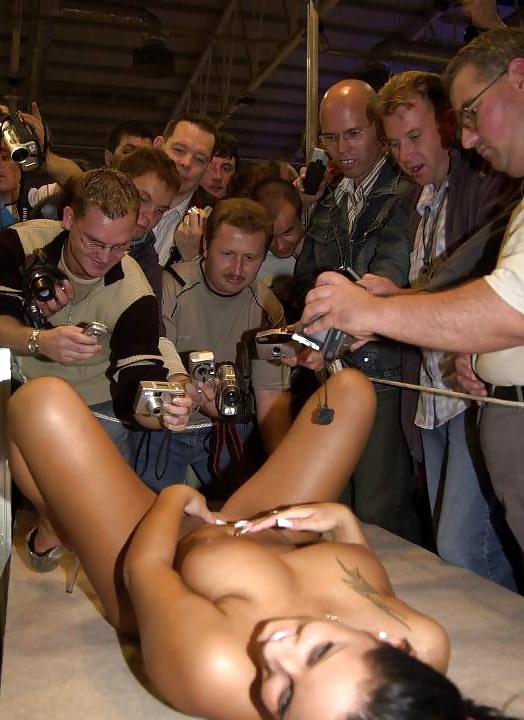 25P Sex Show - 7