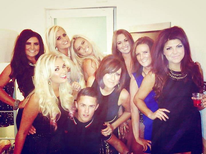 9P British Bimbo