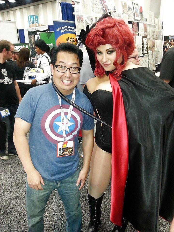 25P Ivy Doomkitty - Curvy Cosplayer