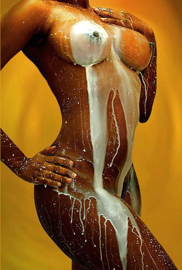 21P Ebony milk