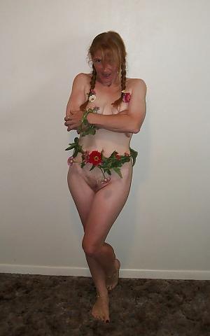 10P Lady Holly's Flower Girl Fantasy