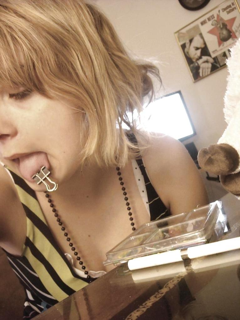 25P Sexy Teen with nice Anus