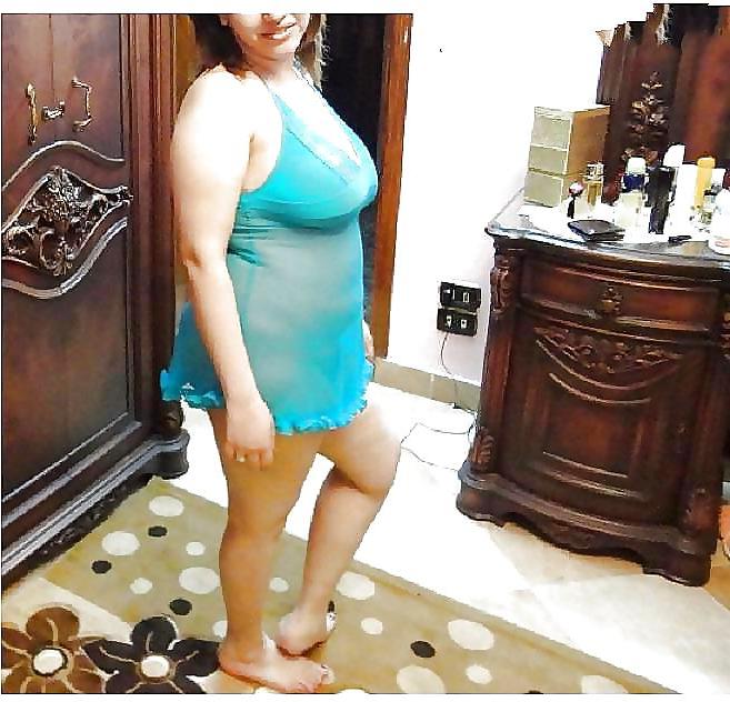 20P Arabian slut