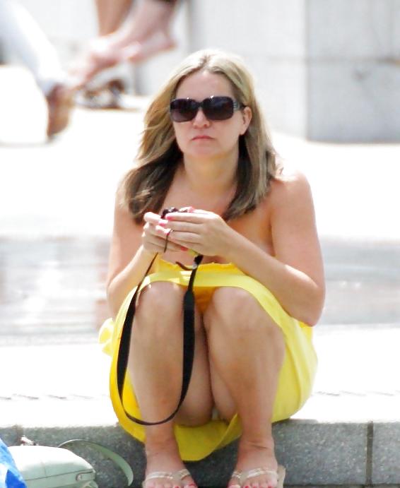 25P Beautiful Upskirt 17 by TROC