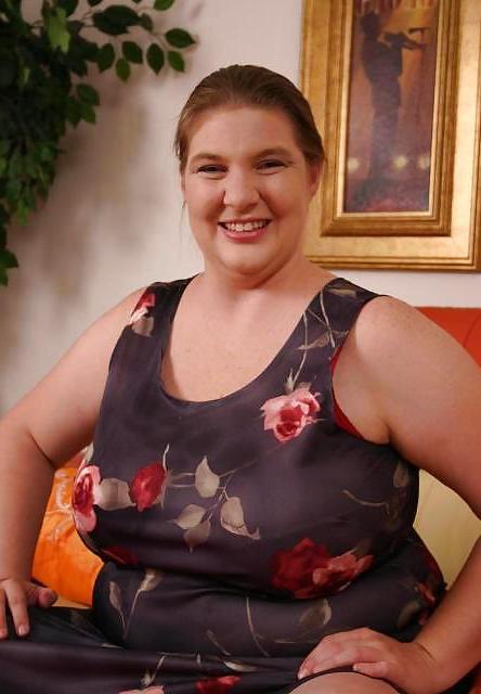11P Fat mature red clothes