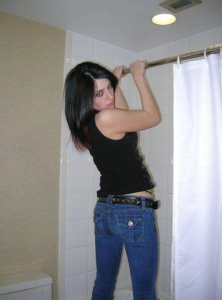 25P Thong 25