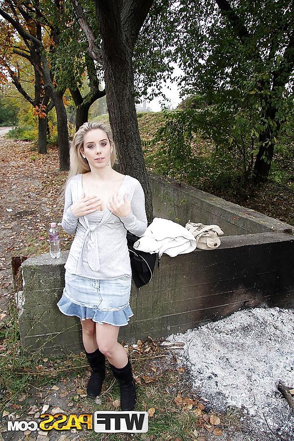 8P Outdoor fuck video from my archve