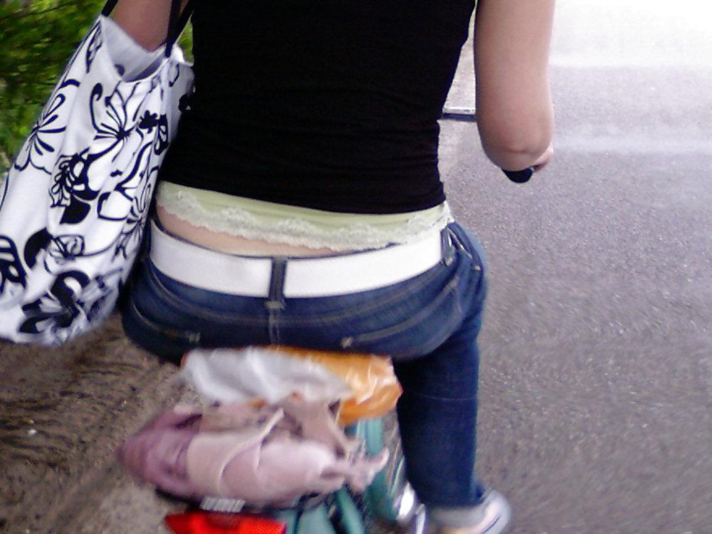 25P Thong 45