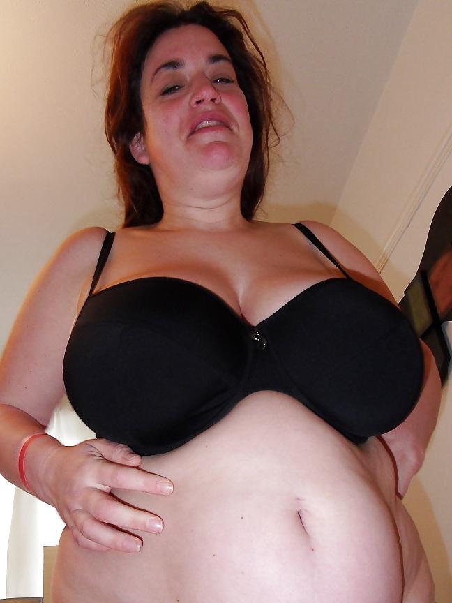 18P Sexy fat housewife