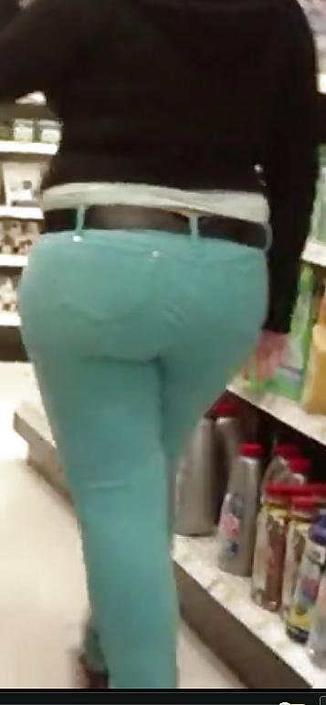 25P Tight Jeans Ass and Thighs
