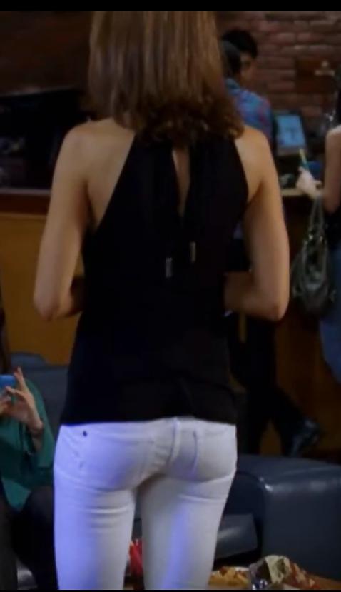 25P Tight Jeans Ass and Thighs