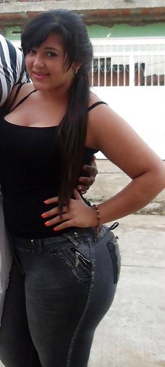 25P Tight Jeans Ass and Thighs