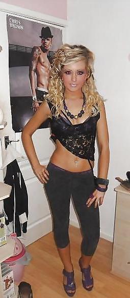 25P Sluts in tight pants! 4