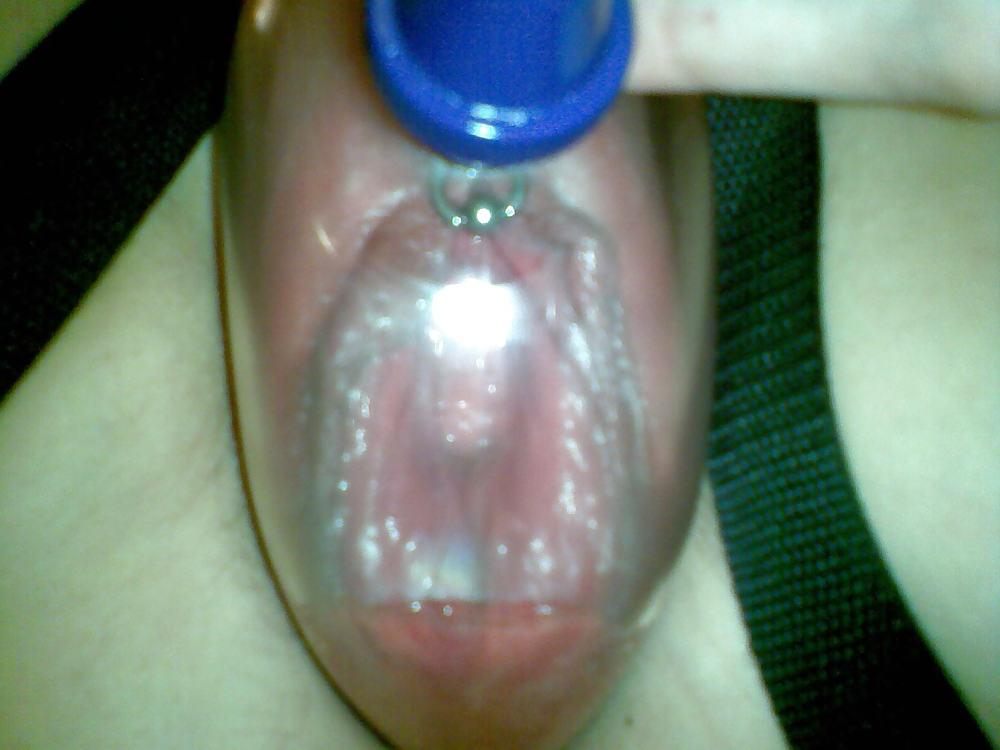 25P Horny slut wife squirts in pussy pump