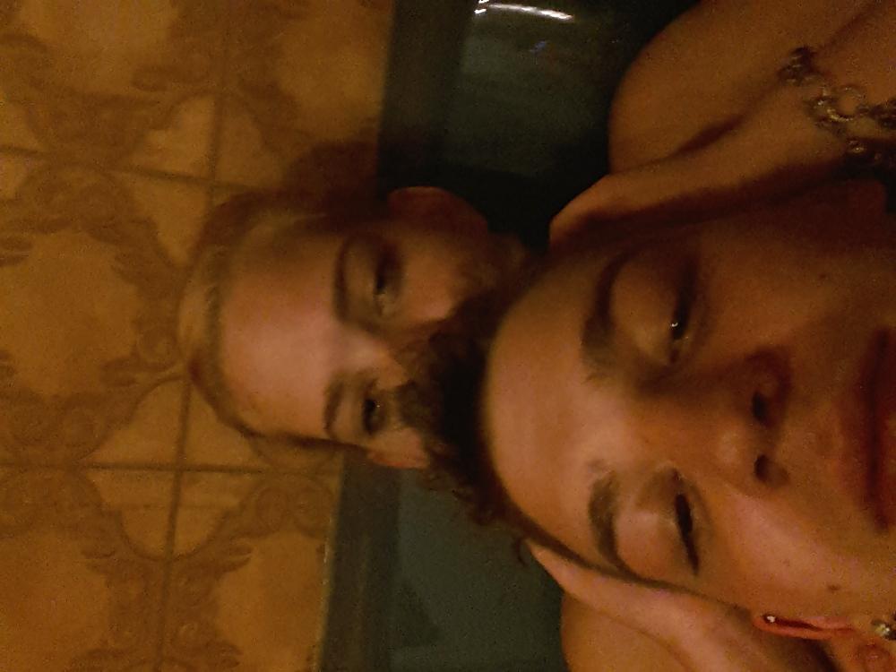 10P Take a bath with my gf