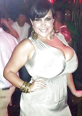 25P Thick Bitches - Fat Titties