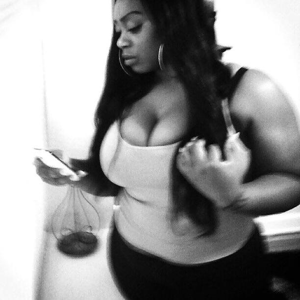 25P Thick Bitches - Fat Titties