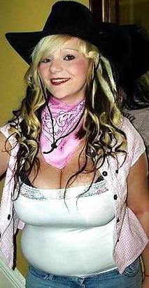 25P Thick Bitches - Fat Titties