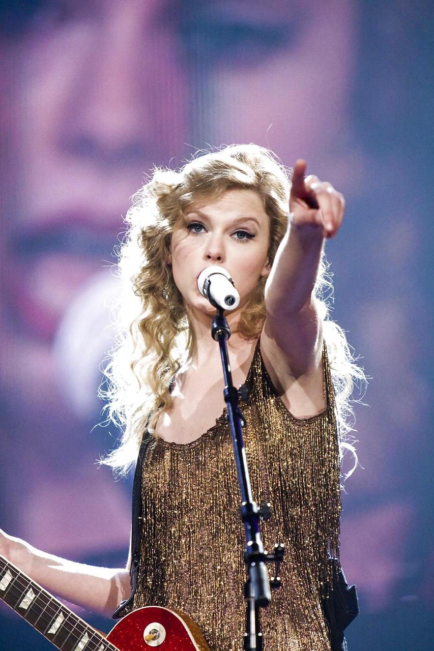25P Taylor Swift Armpit