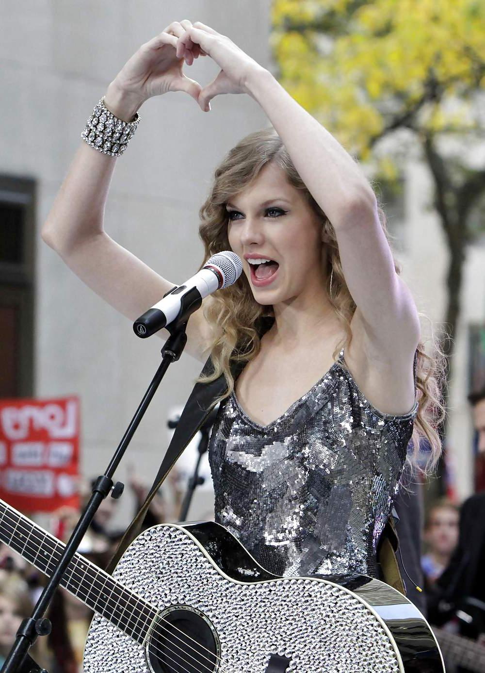 25P Taylor Swift Armpit