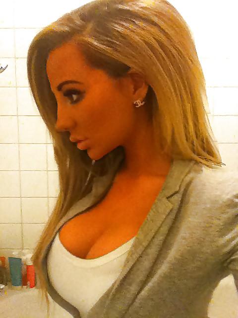10P Bimbo Barbie Sluts