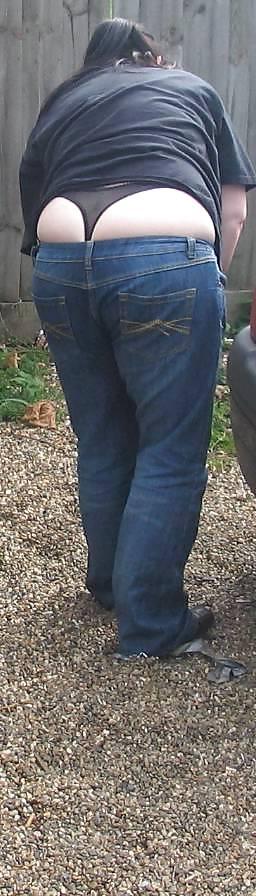 16P Can u see my thong
