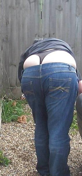 16P Can u see my thong