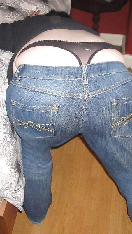 16P Can u see my thong