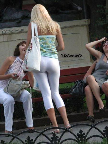 25P Candid Street Babes 7 by Voyeur TROC
