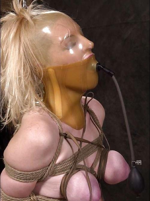 25P Lesbian BDSM & Art