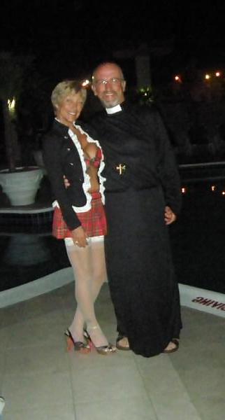 7P Short Haired Blonde Mature Wife On Holiday