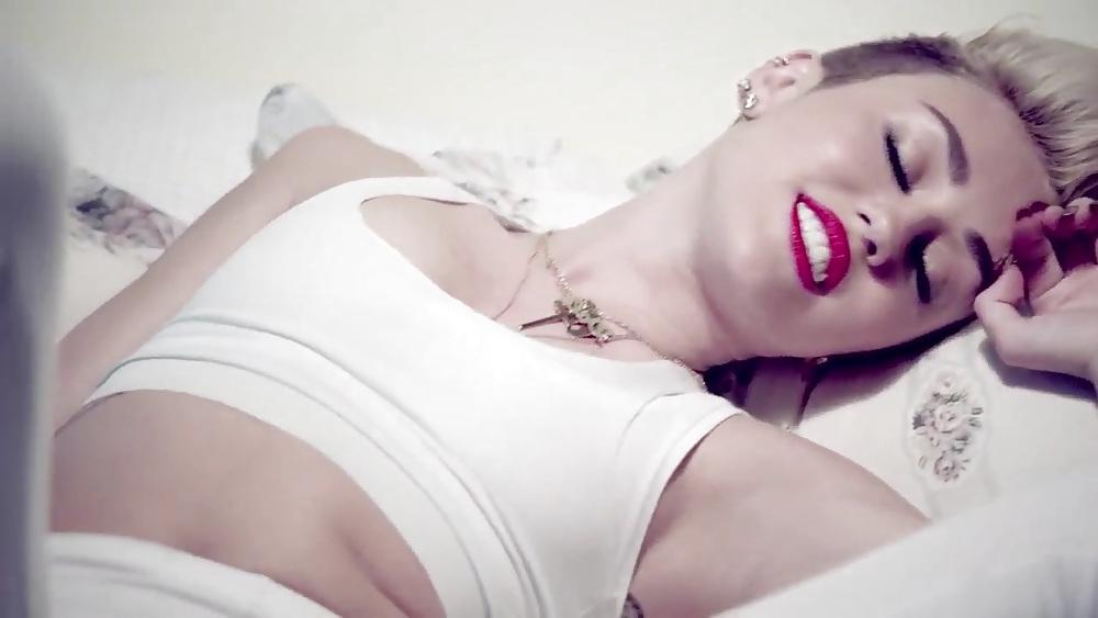 25P Screenshots from We Cant Stop music video by miley cyrus