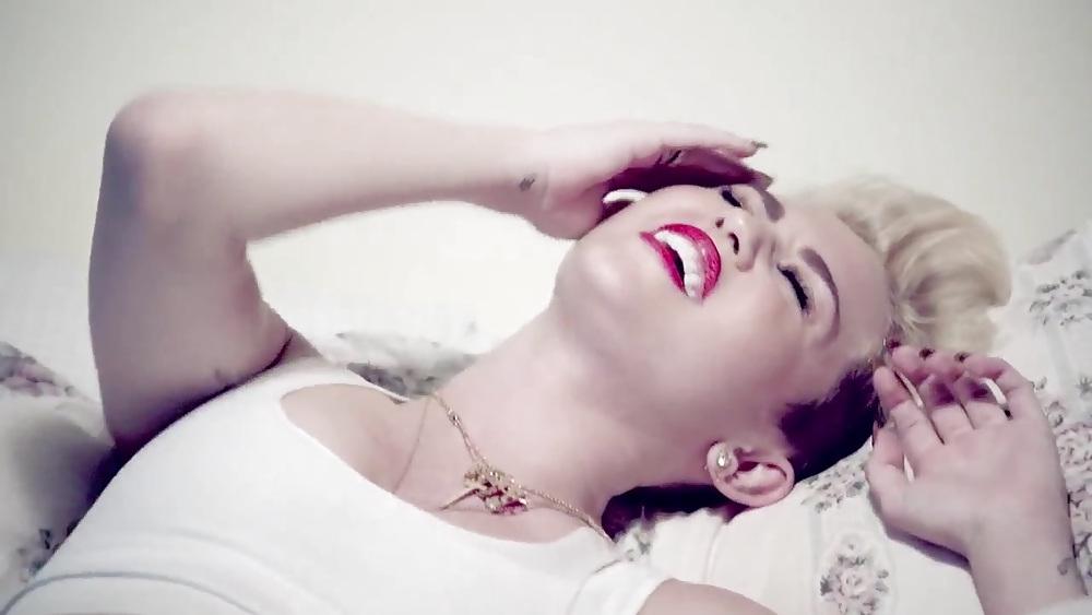 25P Screenshots from We Cant Stop music video by miley cyrus